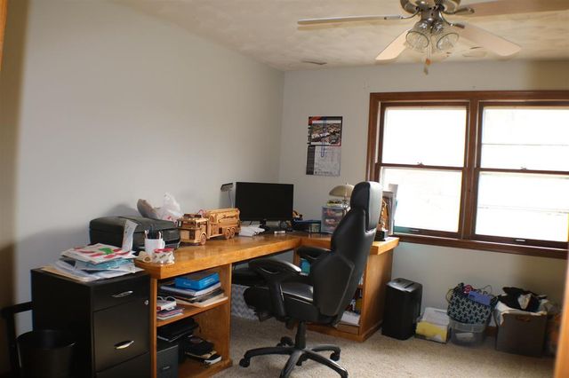 6581 Squire Lane, Loves Park, IL 61111