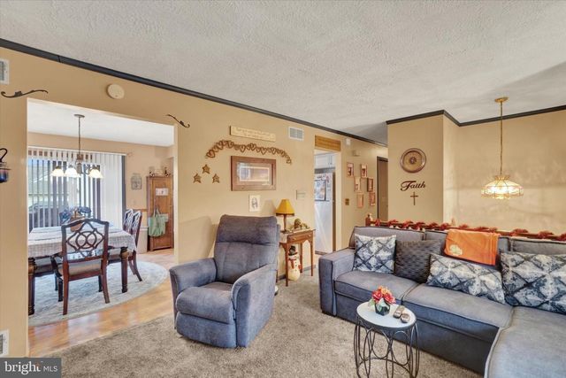 2545 ONYX RD, York, PA 17408