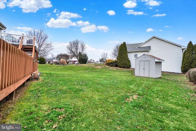 2545 ONYX RD, York, PA 17408