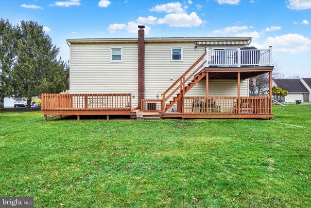 2545 ONYX RD, York, PA 17408