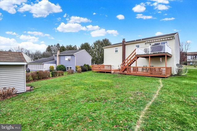 2545 ONYX RD, York, PA 17408