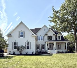 1445 Bradberry Dr, Murfreesboro, TN 37130