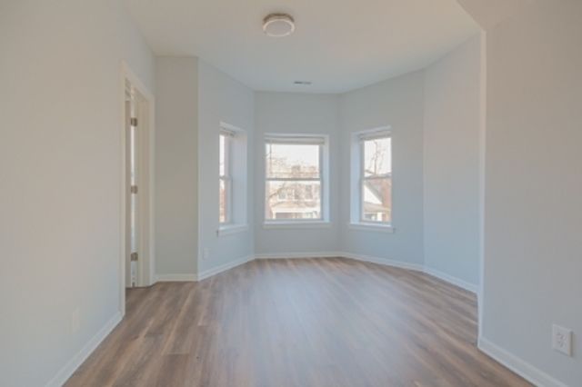 7432 S Maryland Avenue 1, Chicago, IL 60619
