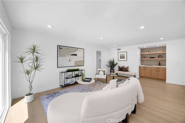 8792 Baywood Drive, Huntington Beach, CA 92646
