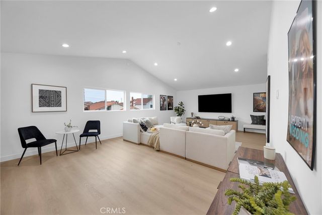 8792 Baywood Drive, Huntington Beach, CA 92646