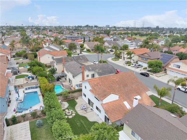 8792 Baywood Drive, Huntington Beach, CA 92646