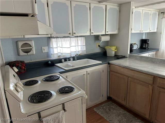 2724 Desoto Road, Sebring, FL 33870