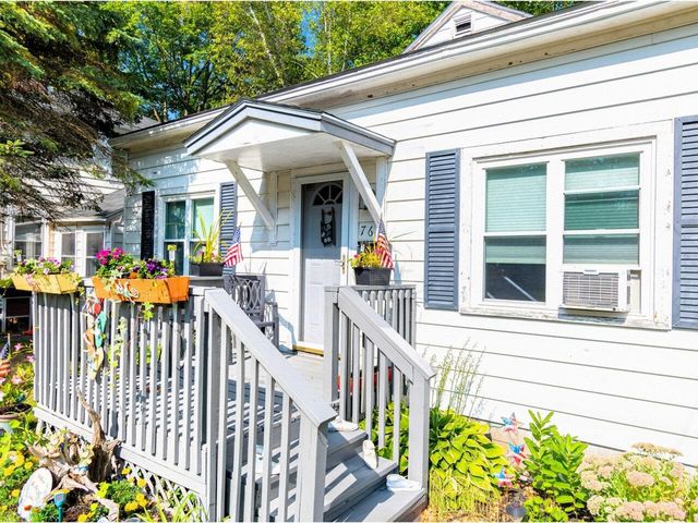 76 Woodbury Road, Burlington, VT 05408