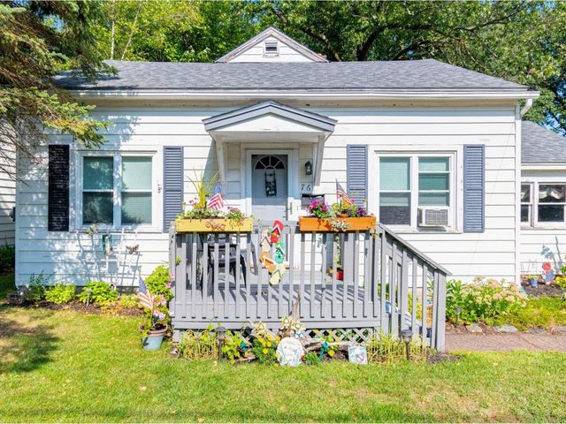 76 Woodbury Road, Burlington, VT 05408