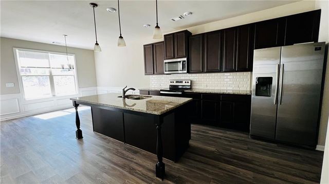 3124 Hawthorne Path, Braselton, GA 30517