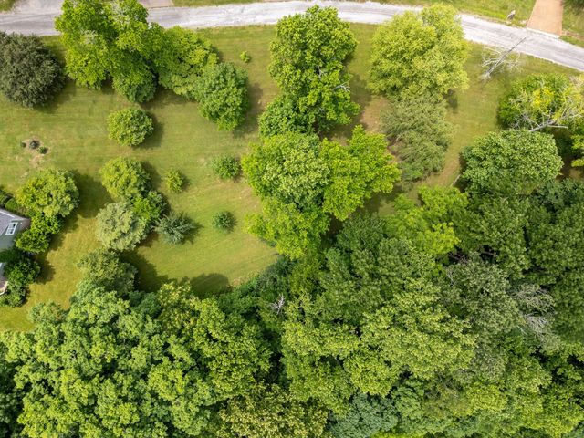 1 Lafever Ridge Rd, Silver Point, TN 38582