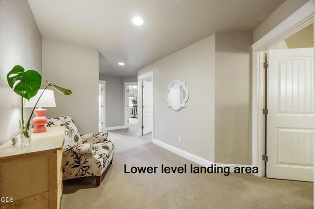 410 Lone Oak Drive, Medford, OR 97504