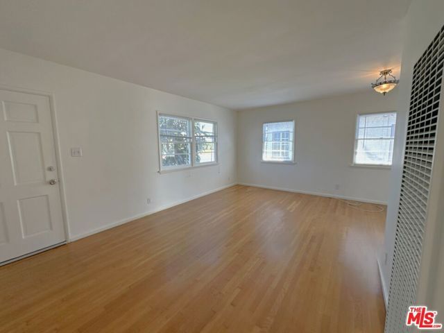 5468 W 120th Street, Hawthorne, CA 90250