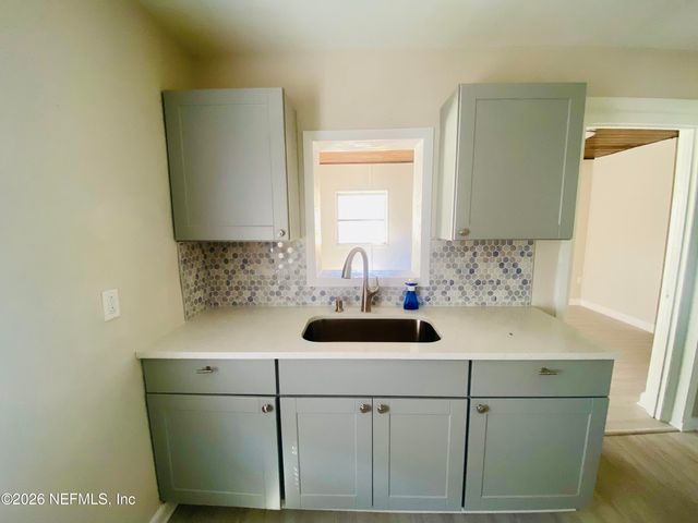 1737 24TH Street, Jacksonville, FL 32209