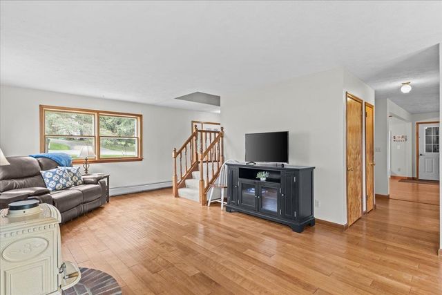 22 Ashton Drive, St. Albans Town, VT 05478