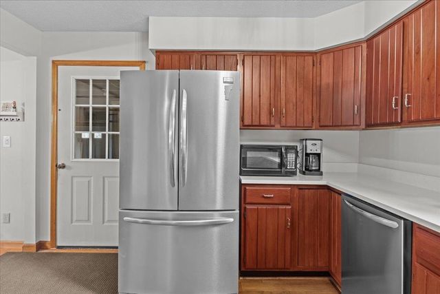 22 Ashton Drive, St. Albans Town, VT 05478