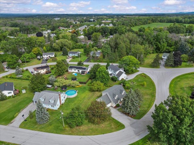 22 Ashton Drive, St. Albans Town, VT 05478