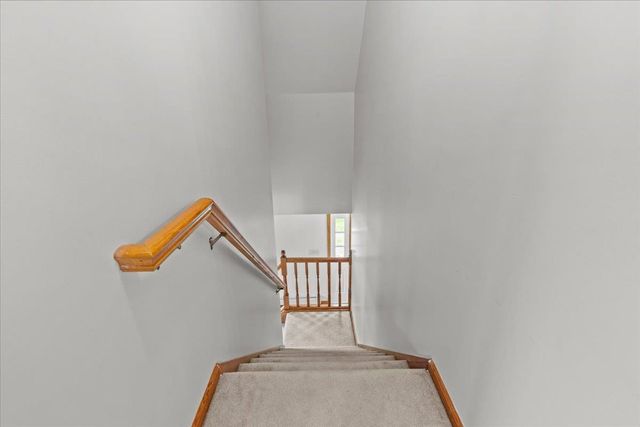 22 Ashton Drive, St. Albans Town, VT 05478