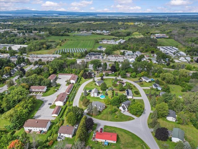 22 Ashton Drive, St. Albans Town, VT 05478