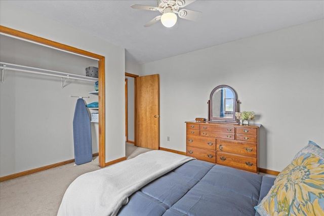 22 Ashton Drive, St. Albans Town, VT 05478