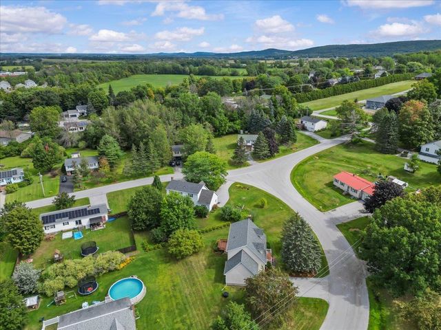 22 Ashton Drive, St. Albans Town, VT 05478
