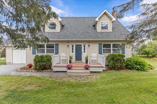 22 Ashton Drive, St. Albans Town, VT 05478