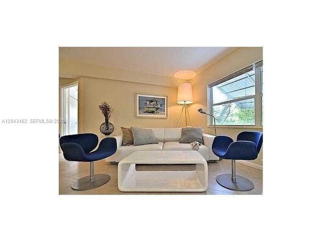 101 Collins Ave 1, Miami Beach, FL 33139
