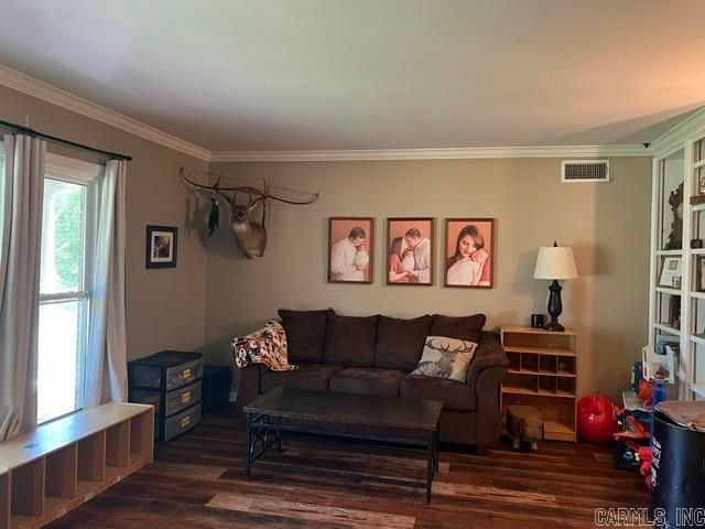594 Lakeside, Camden, AR 71701