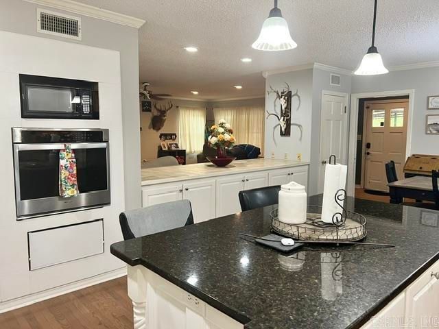 594 Lakeside, Camden, AR 71701