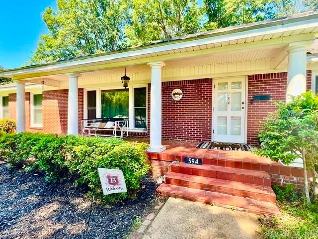 594 Lakeside, Camden, AR 71701