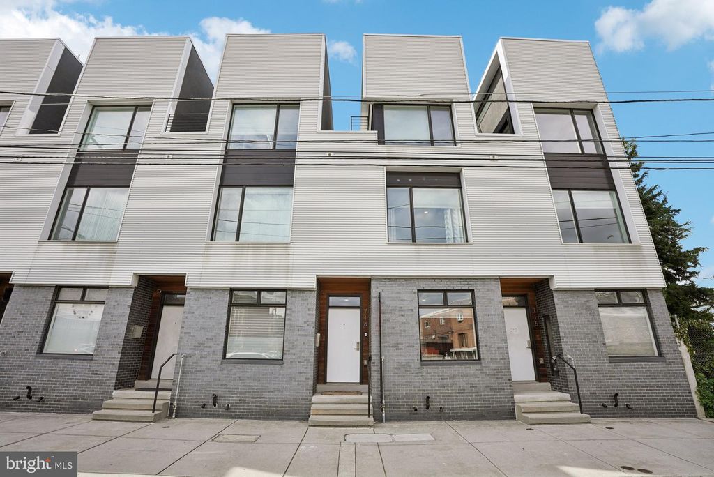 714 N 7TH ST, Philadelphia, PA 19123