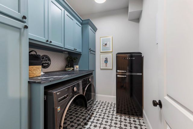 7 Peerless Point Place, Tomball, TX 77375