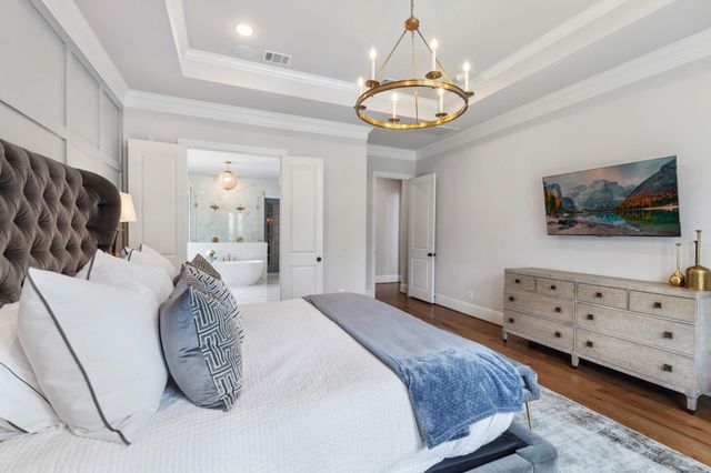 7 Peerless Point Place, Tomball, TX 77375