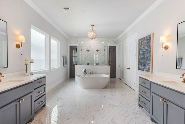 7 Peerless Point Place, Tomball, TX 77375