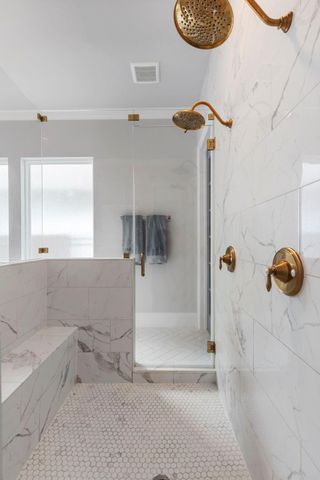 7 Peerless Point Place, Tomball, TX 77375