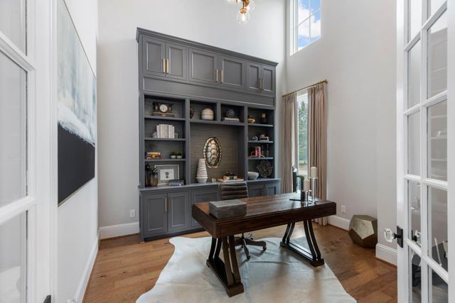 7 Peerless Point Place, Tomball, TX 77375