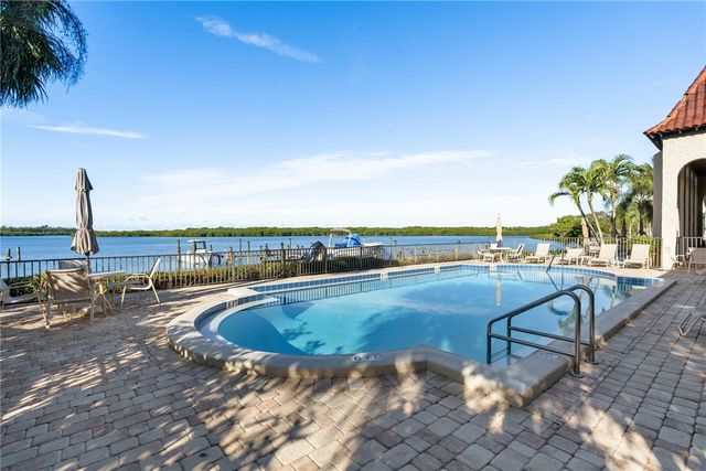 5151 Highway A1A Highway 114, Vero Beach, FL 32963