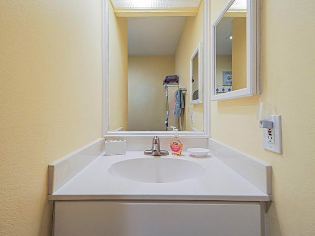 5400 Highway A1a D5, Vero Beach, FL 32963