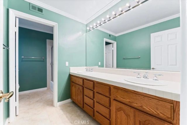 2634 N Waterford, Orange, CA 92867