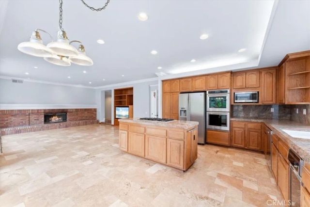 2634 N Waterford, Orange, CA 92867