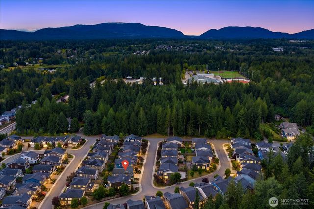 1444 242nd Avenue NE, Sammamish, WA 98074