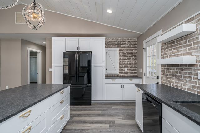 2865 Ada Street, Blue Ridge, GA 30513