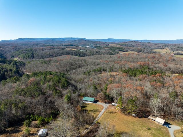 2865 Ada Street, Blue Ridge, GA 30513