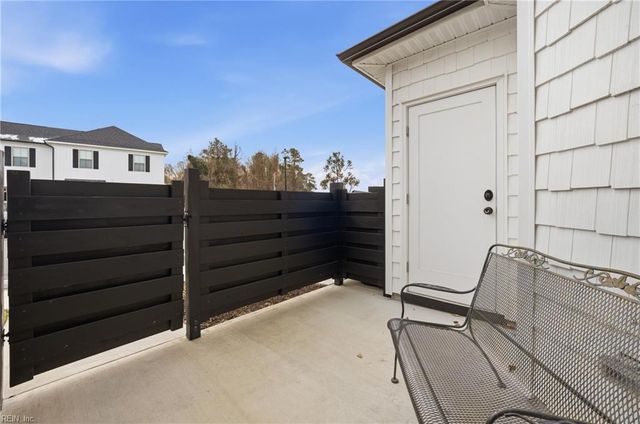 403 Kathy Ann WAY W, Carrollton, VA 23314