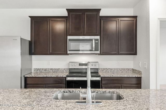 4667 Magenta Isles Drive, Melbourne, FL 32904