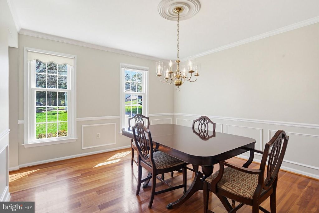 Image 17 of property listing at 10525 PATUXENT RIDGE WAY, Laurel, MD 20723