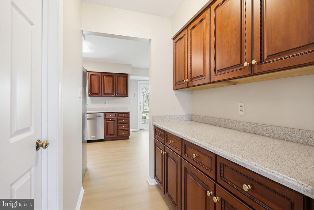 Image 19 of property listing at 10525 PATUXENT RIDGE WAY, Laurel, MD 20723