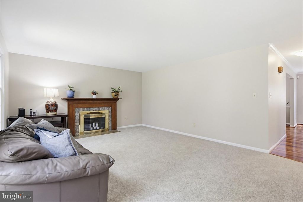 Image 25 of property listing at 10525 PATUXENT RIDGE WAY, Laurel, MD 20723