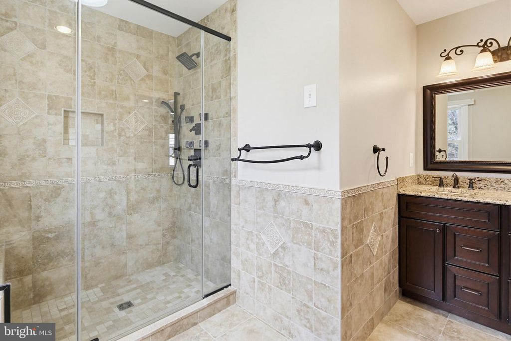 Image 39 of property listing at 10525 PATUXENT RIDGE WAY, Laurel, MD 20723