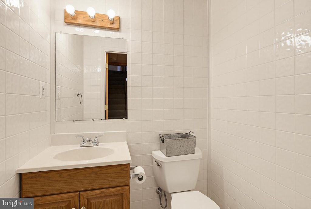 Image 58 of property listing at 10525 PATUXENT RIDGE WAY, Laurel, MD 20723